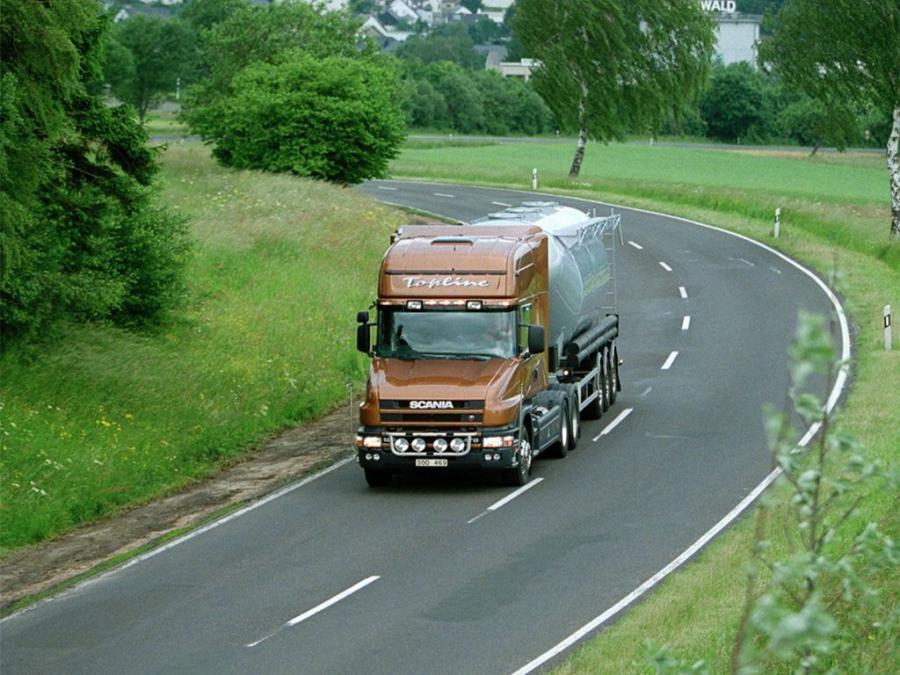  Scania T124 6x2 Topline 1995 года  (фото 2 из 3)